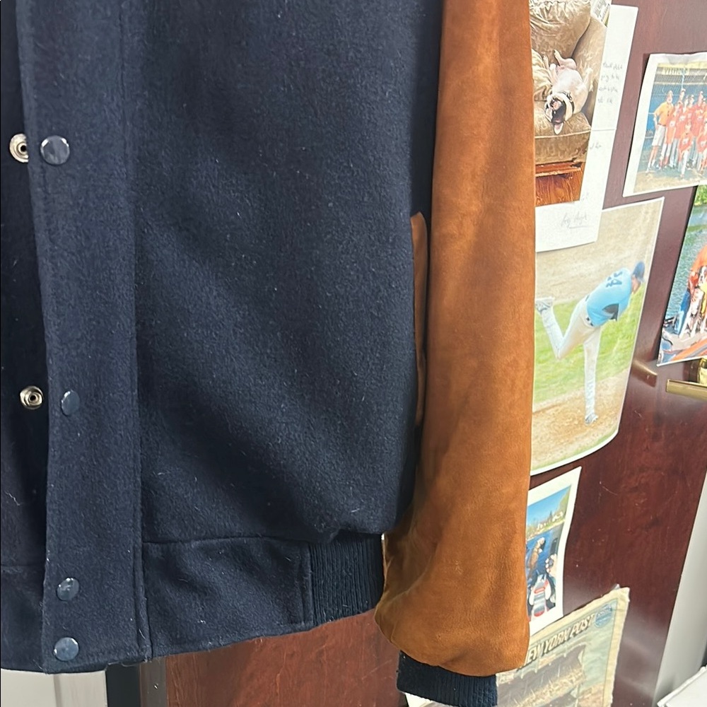 Mercedes-Benz Men's Jacket - Picture 4 of 8
